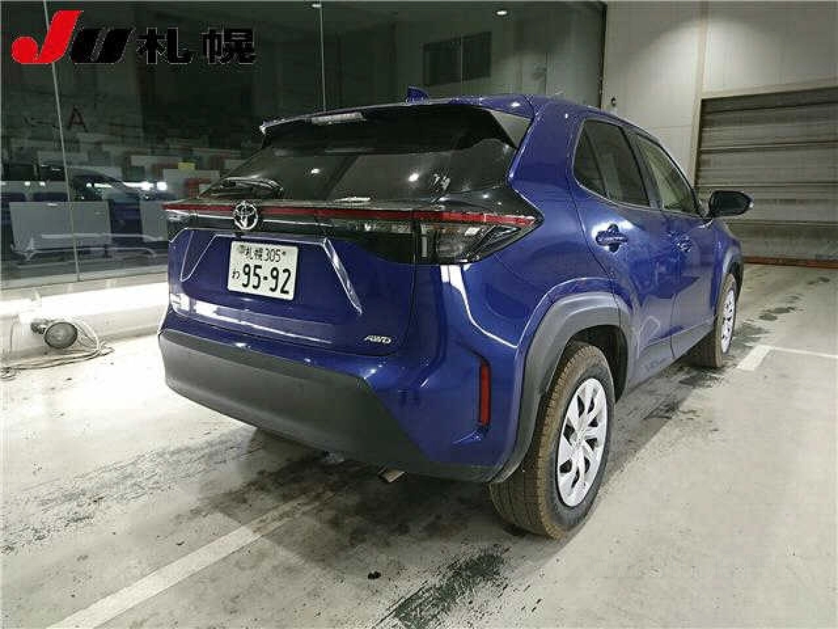 TOYOTA YARIS CROSS