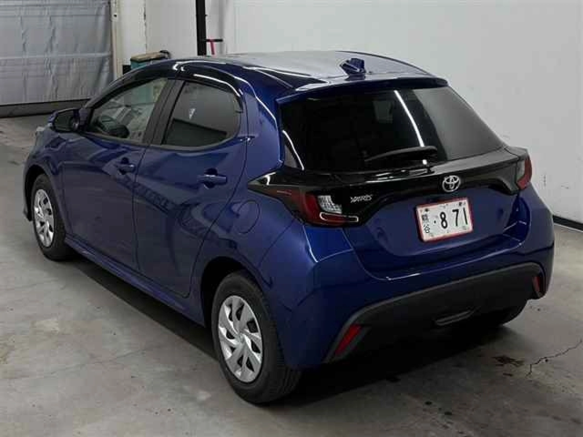 TOYOTA YARIS