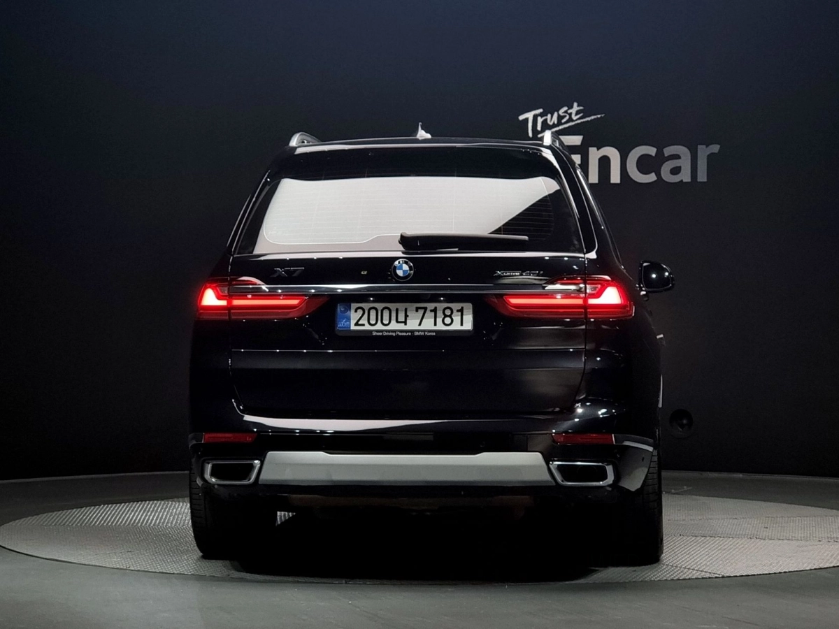 BMW X7 G07
