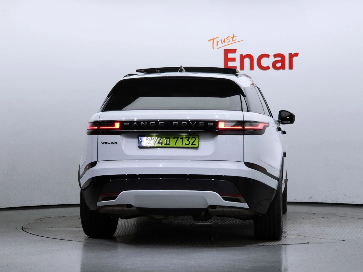 LAND ROVER RANGE ROVER VELAR