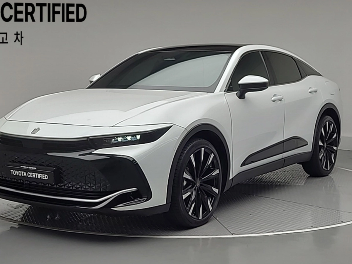 TOYOTA CROWN 크로스