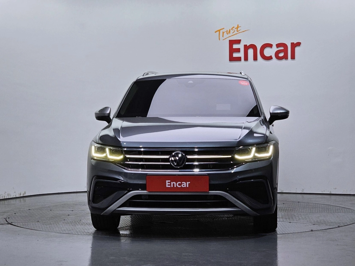 VOLKSWAGEN TIGUAN ALLSPACE