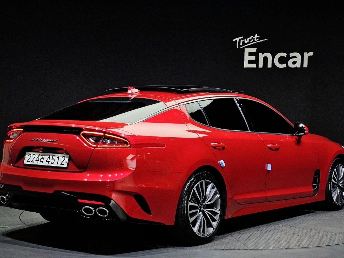 KIA STINGER