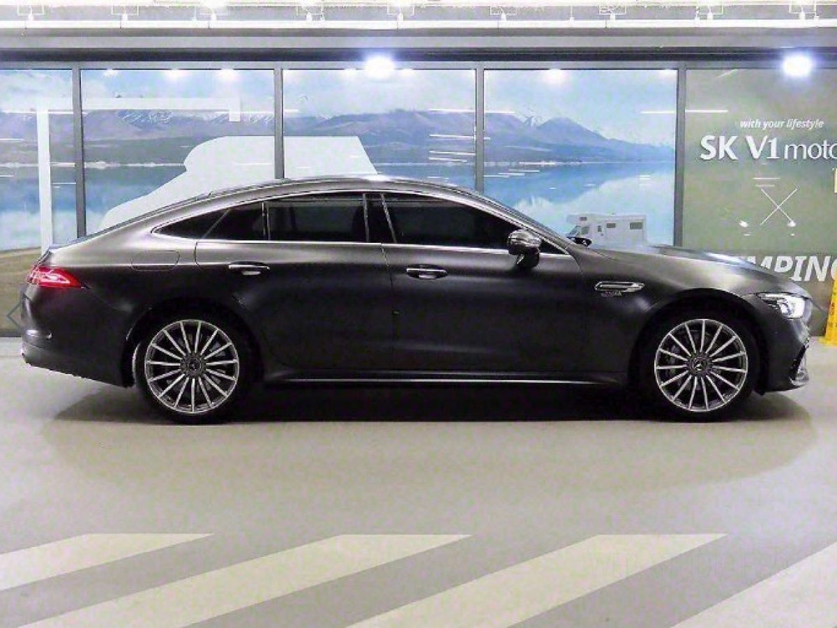 MERCEDES BENZ AMG GT