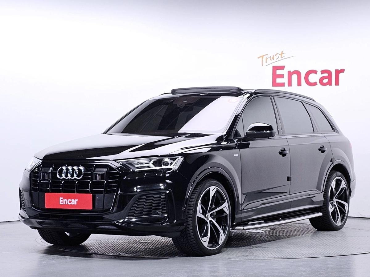 AUDI Q7 4M