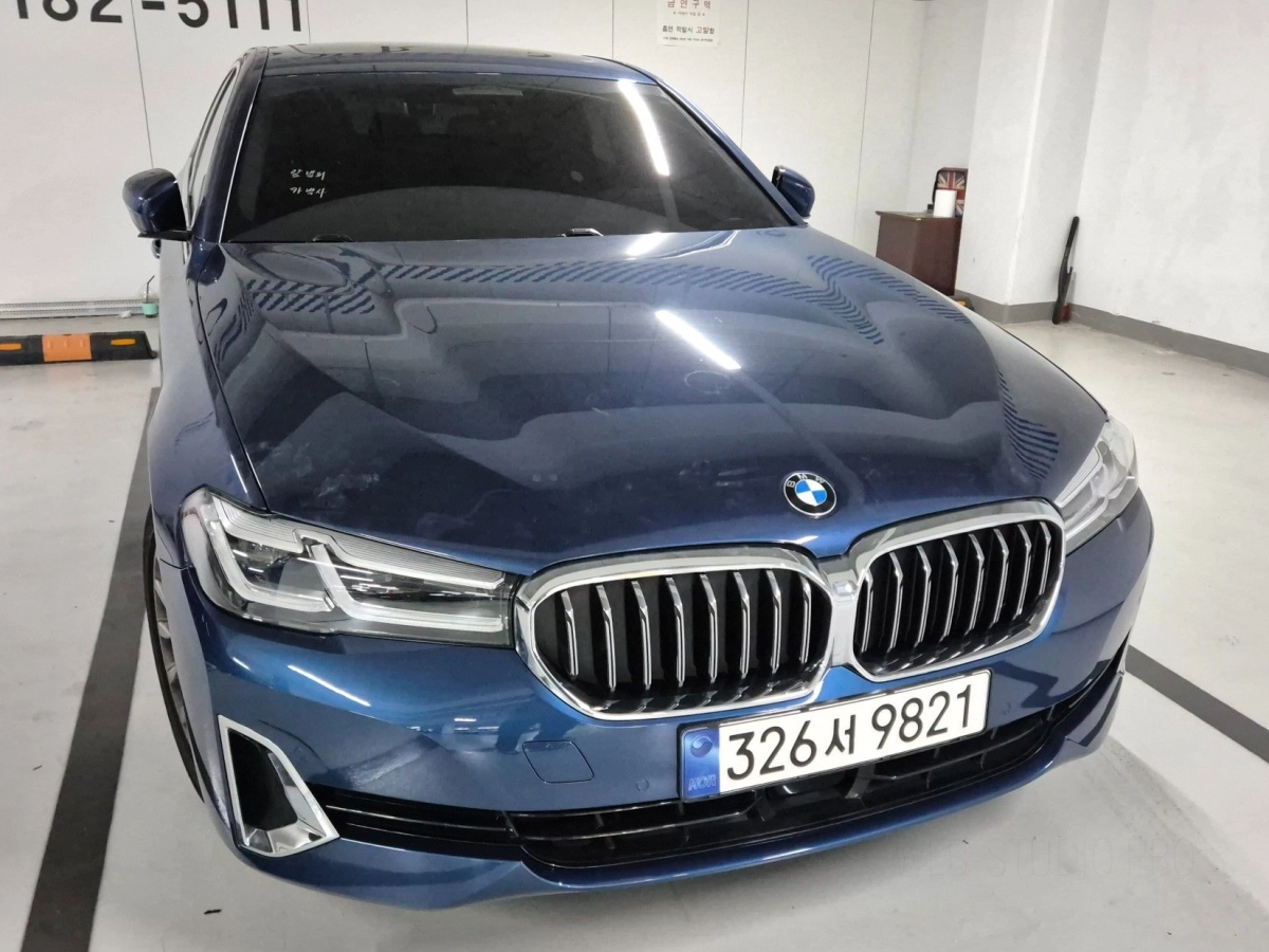 BMW 5-SERIES G30 2020