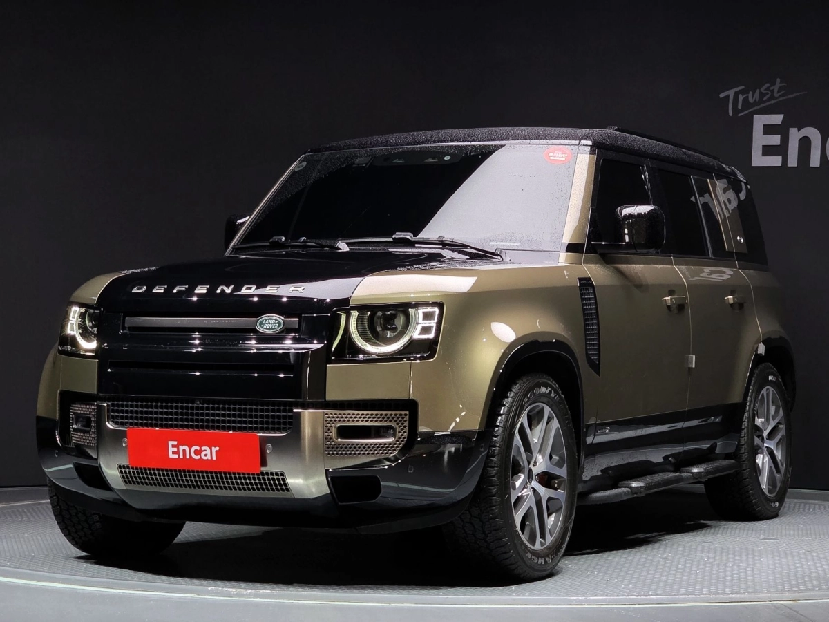 LAND ROVER DEFENDER L663  2024