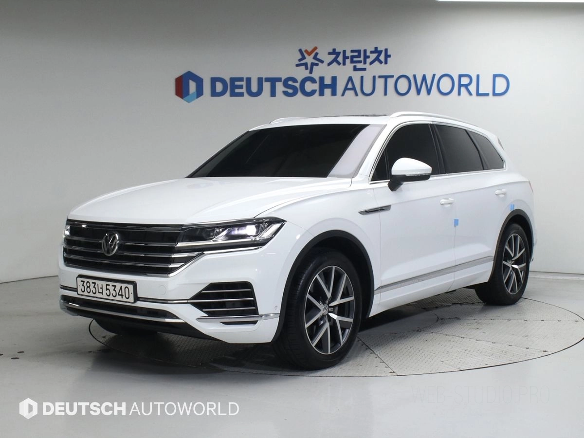VOLKSWAGEN TOUAREG