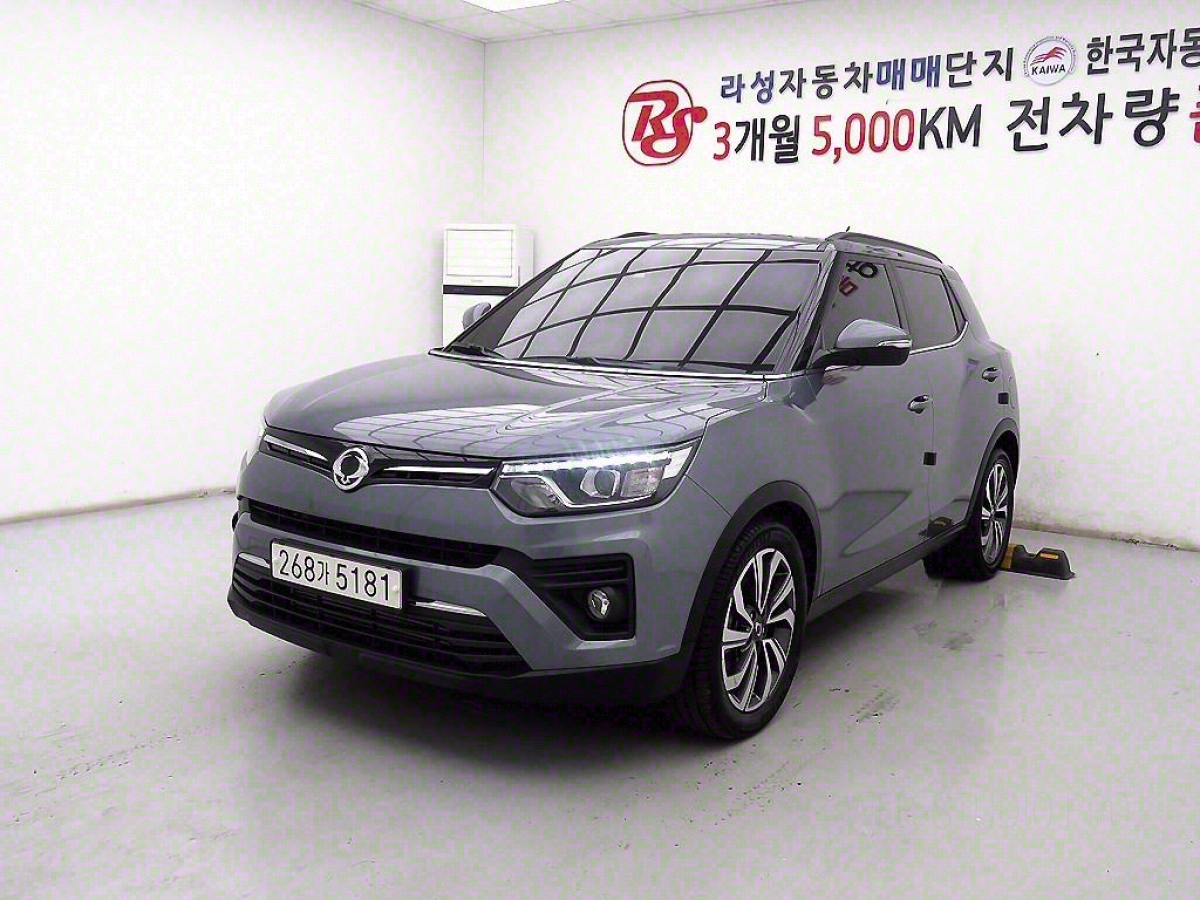 SSANGYONG TIVOLI VERY NEW