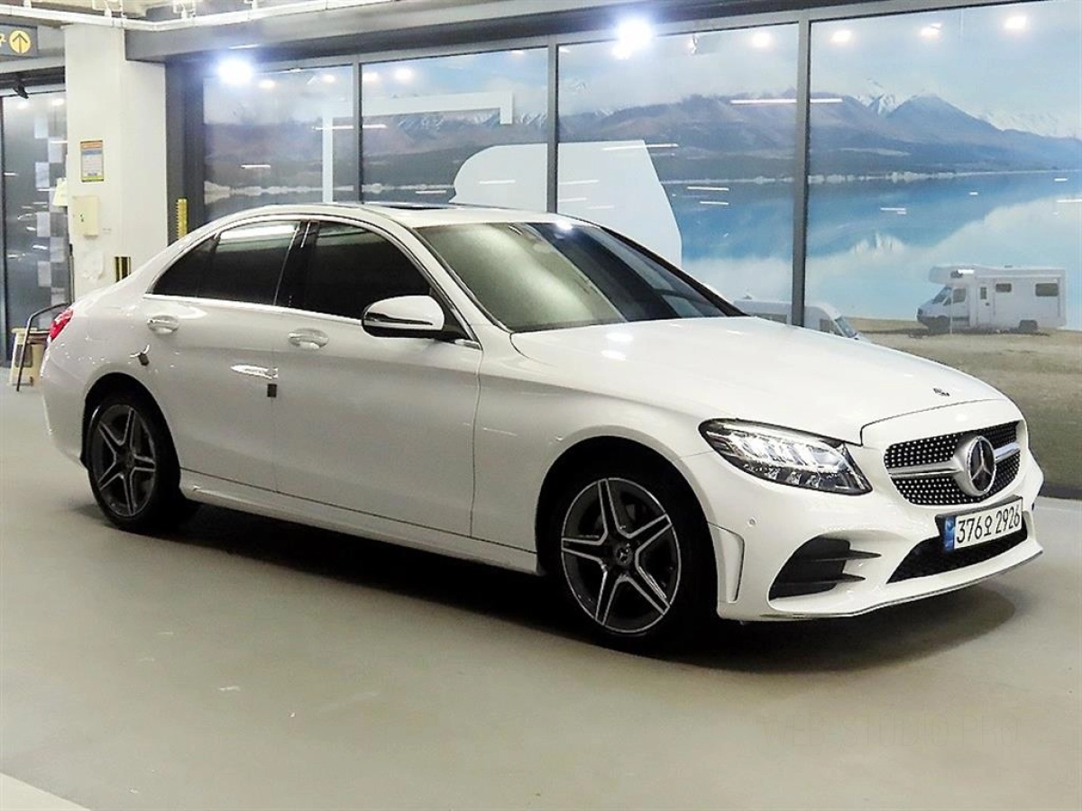 MERCEDES BENZ C-CLASS W205  2021