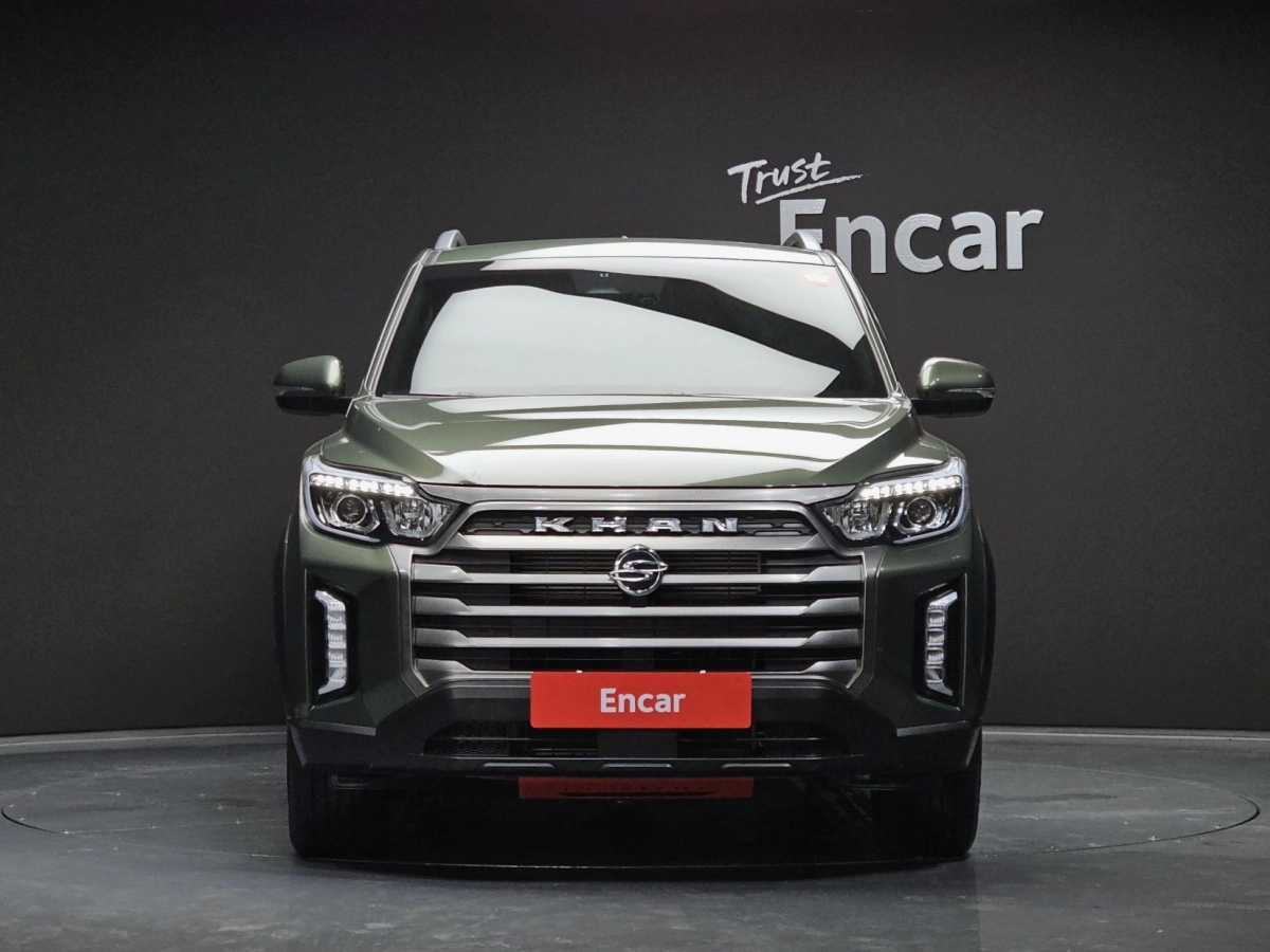 SSANGYONG REXTON SPORTS CAR