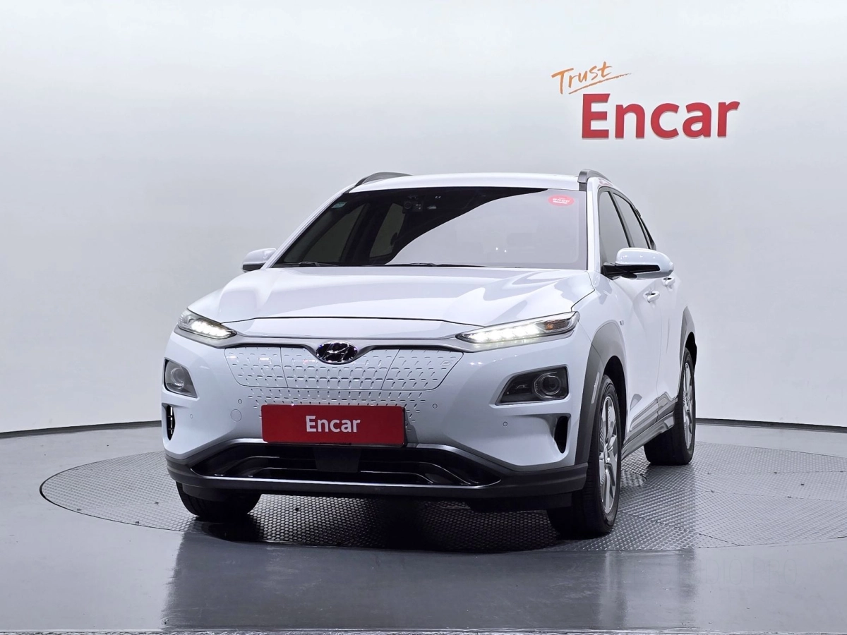 HYUNDAI KONA ELECTRIC