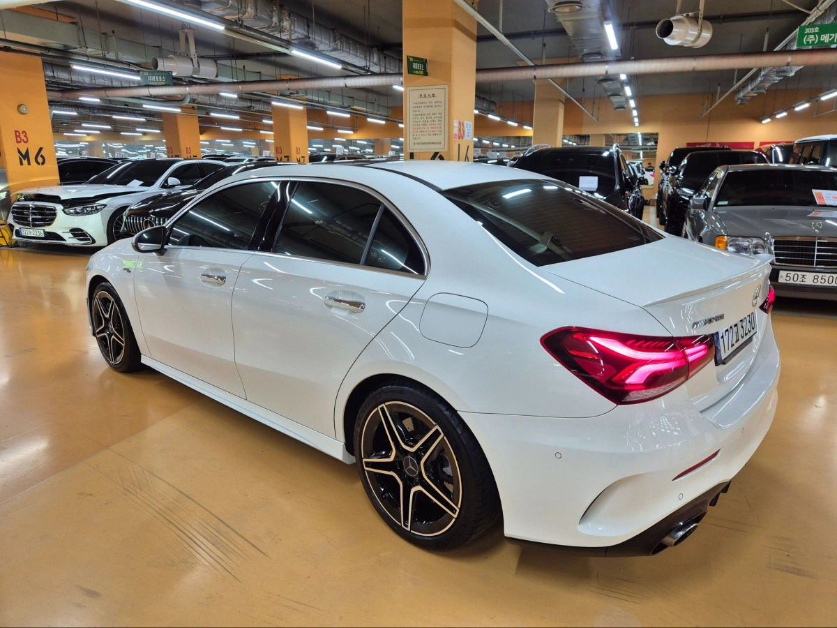 MERCEDES BENZ A-CLASS W177