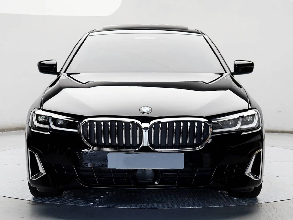 BMW 5-SERIES G30