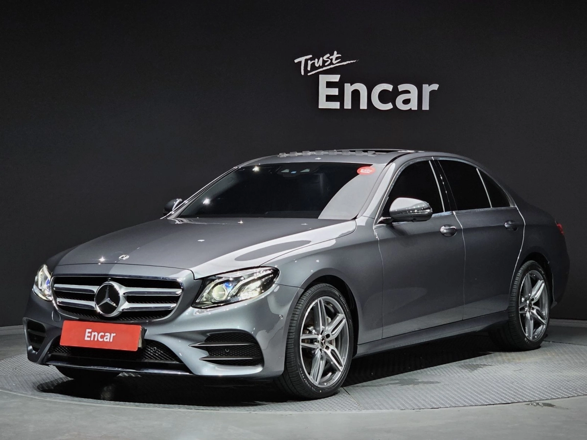 MERCEDES BENZ E-CLASS W213 2020