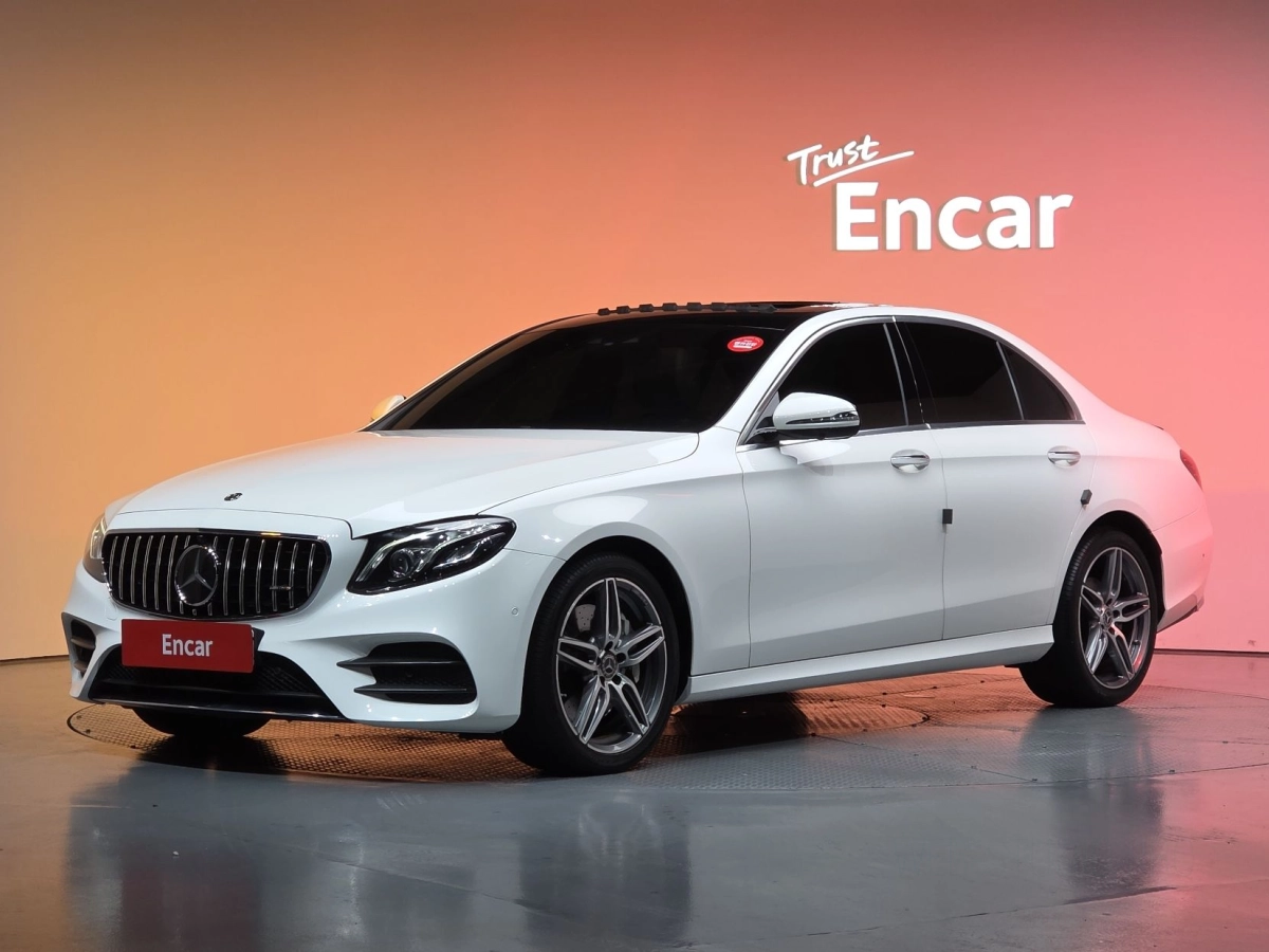 MERCEDES BENZ E-CLASS W213 2020