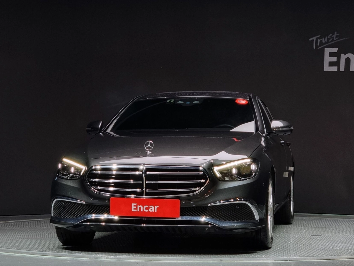 MERCEDES BENZ E-CLASS W213