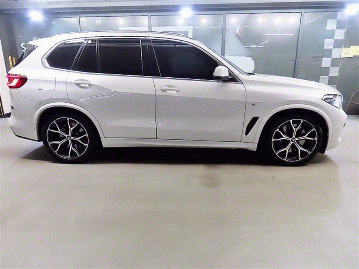 BMW X5 G05