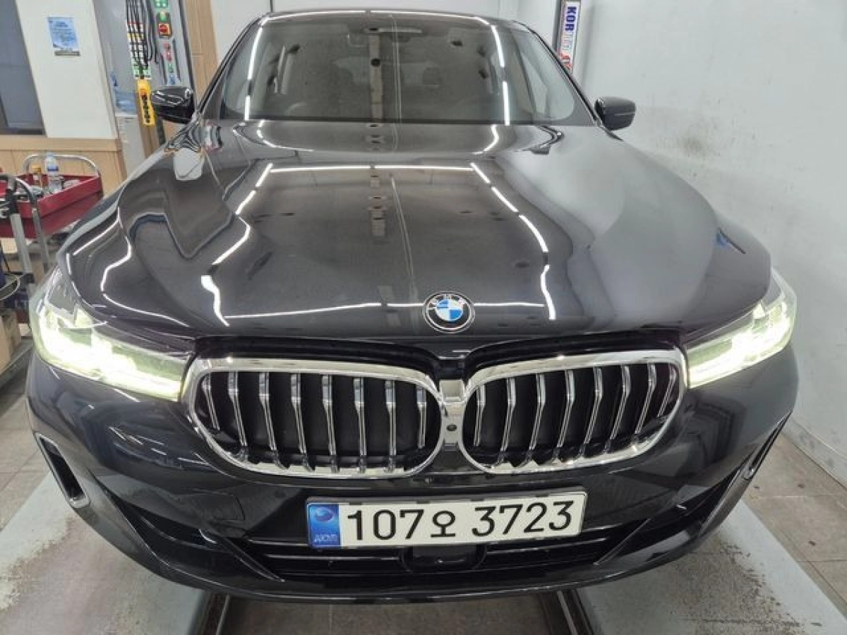 BMW 6-SERIES GT G32 2021