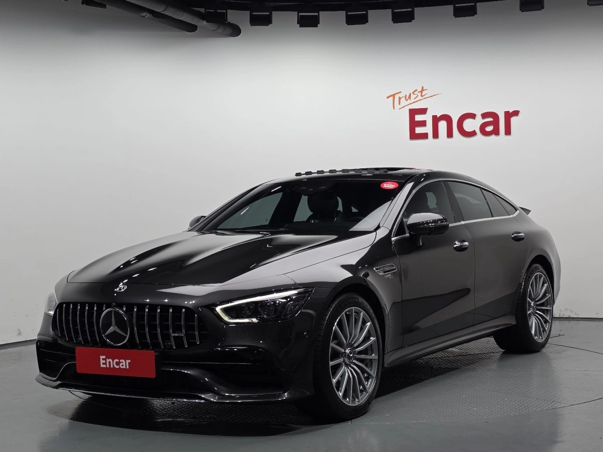 MERCEDES BENZ AMG GT