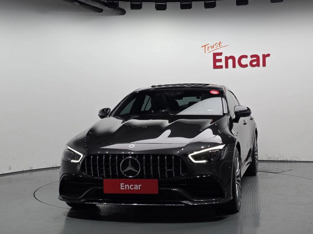 MERCEDES BENZ AMG GT