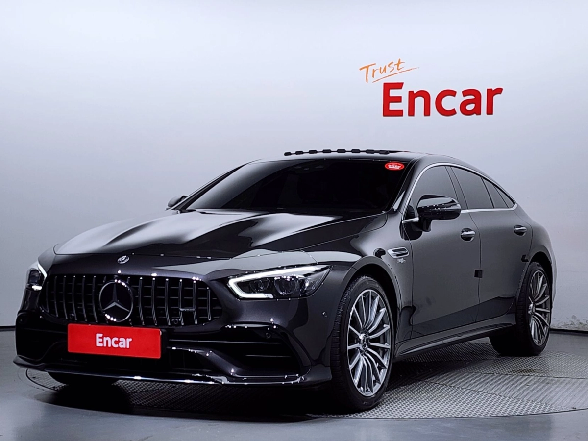 MERCEDES BENZ AMG GT