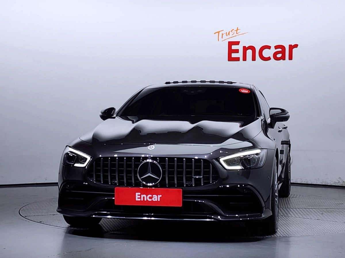 MERCEDES BENZ AMG GT