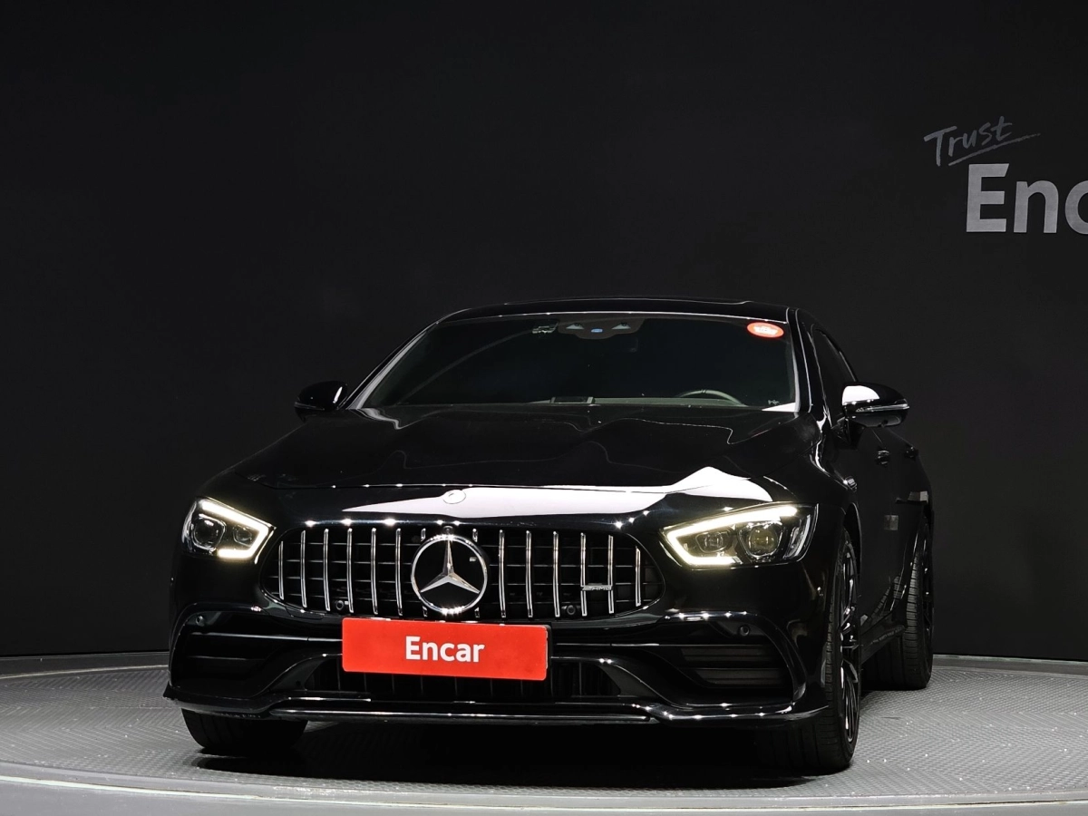 MERCEDES BENZ AMG GT