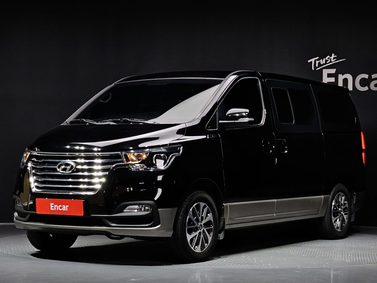 HYUNDAI STAREX GRAND 2019