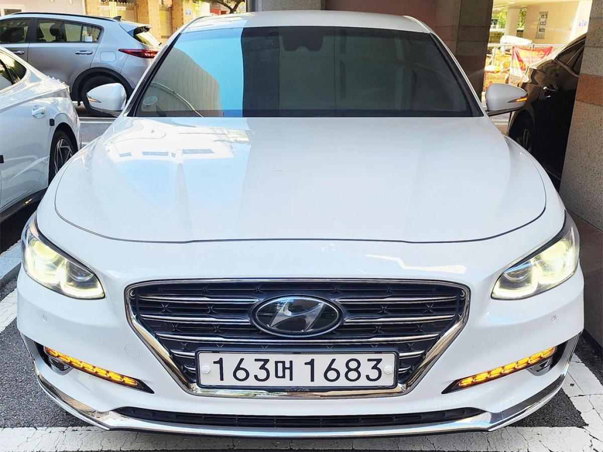 HYUNDAI GRANDEUR IG  2019
