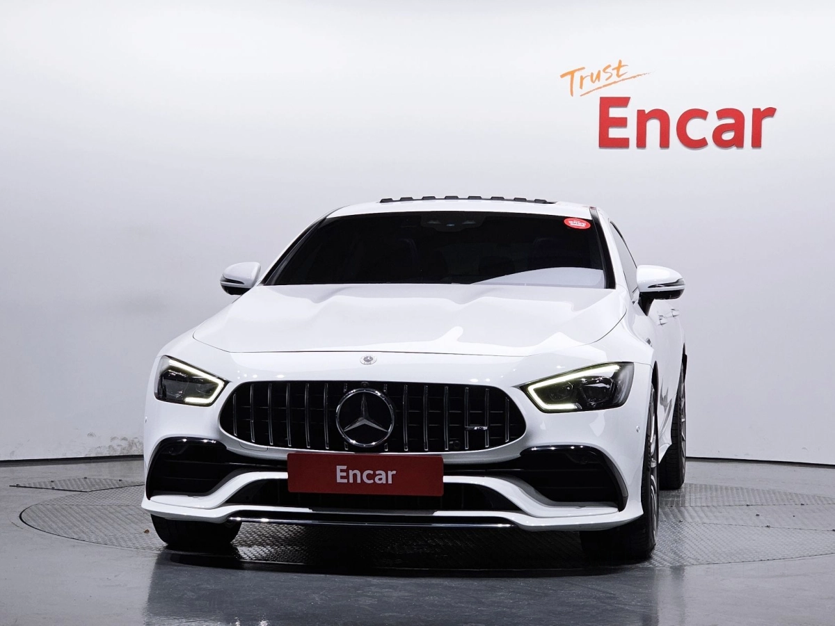 MERCEDES BENZ AMG GT