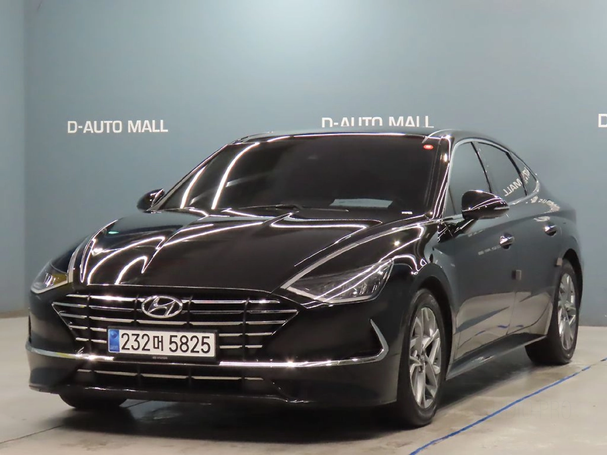 HYUNDAI SONATA DN8