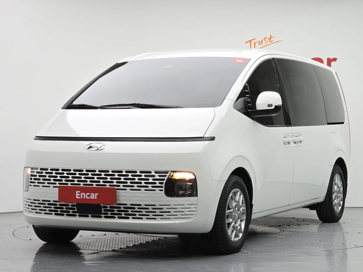 HYUNDAI STARIA 2022