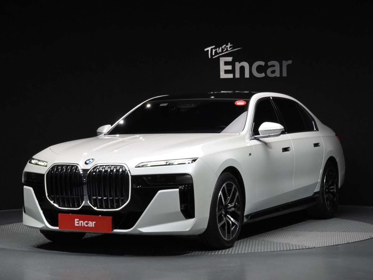 BMW 7-SERIES G70  2022