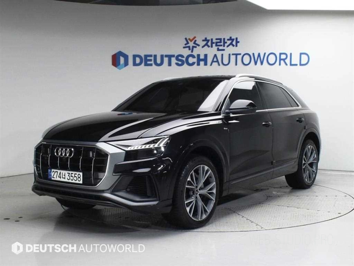 AUDI Q8 4M