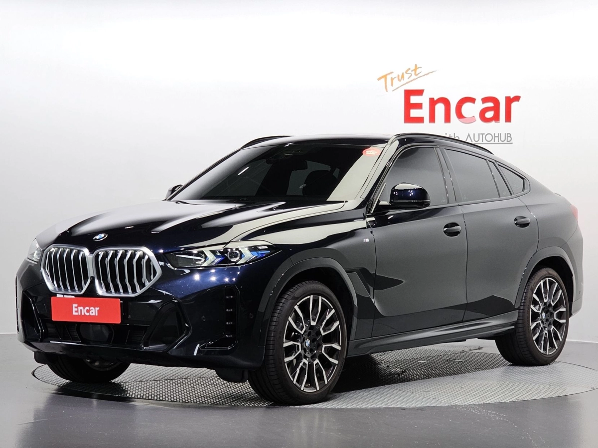 BMW X6 G06  2025