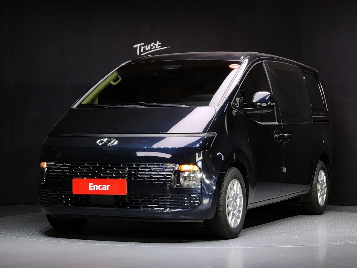 HYUNDAI STARIA 2022