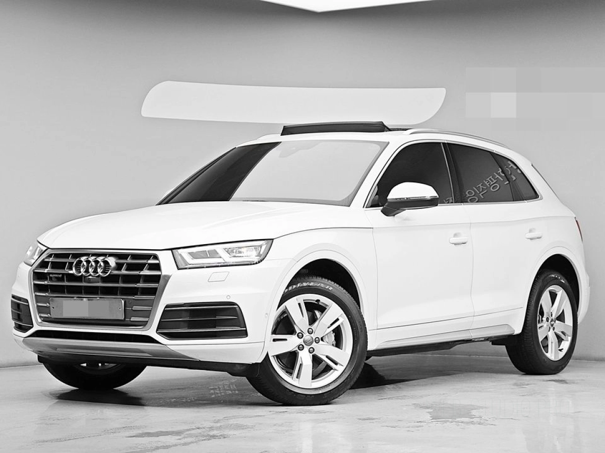 AUDI Q5 FY