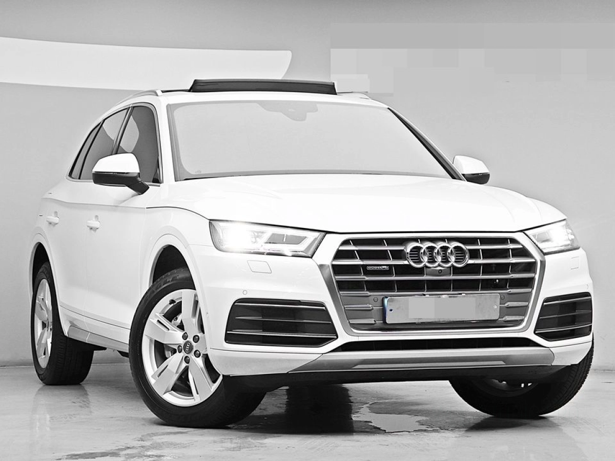 AUDI Q5 FY