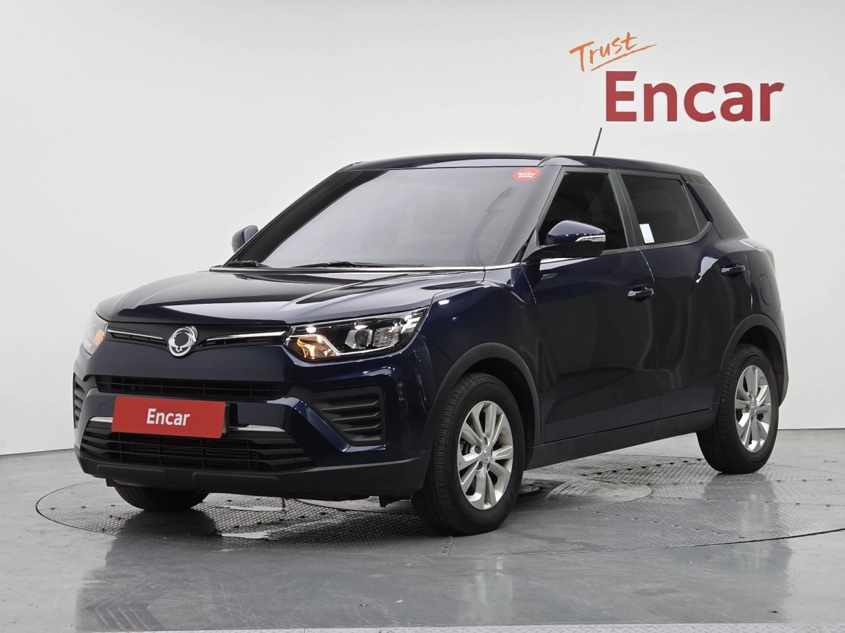 SSANGYONG TIVOLI VERY NEW  2019