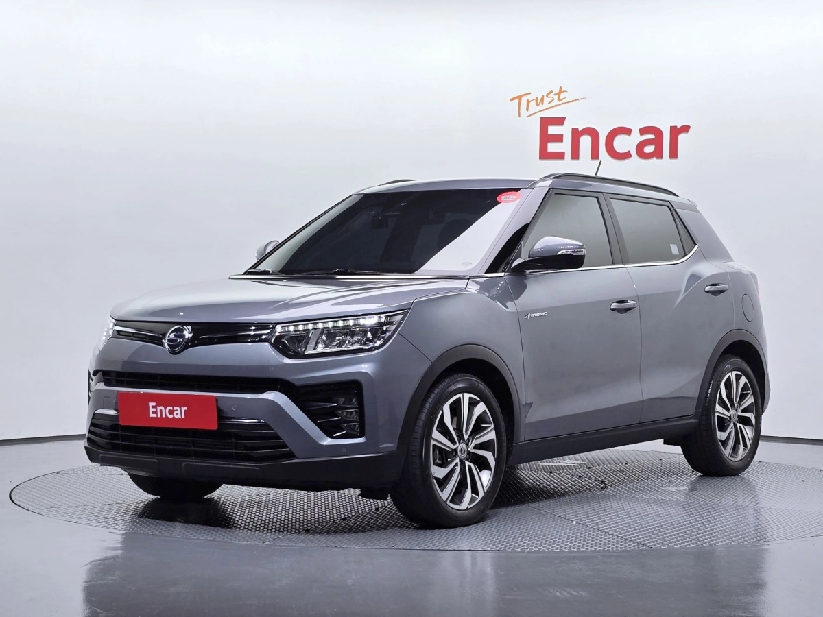 SSANGYONG TIVOLI VERY NEW