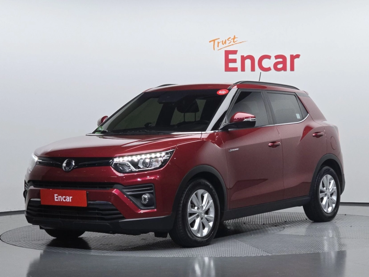 SSANGYONG TIVOLI VERY NEW