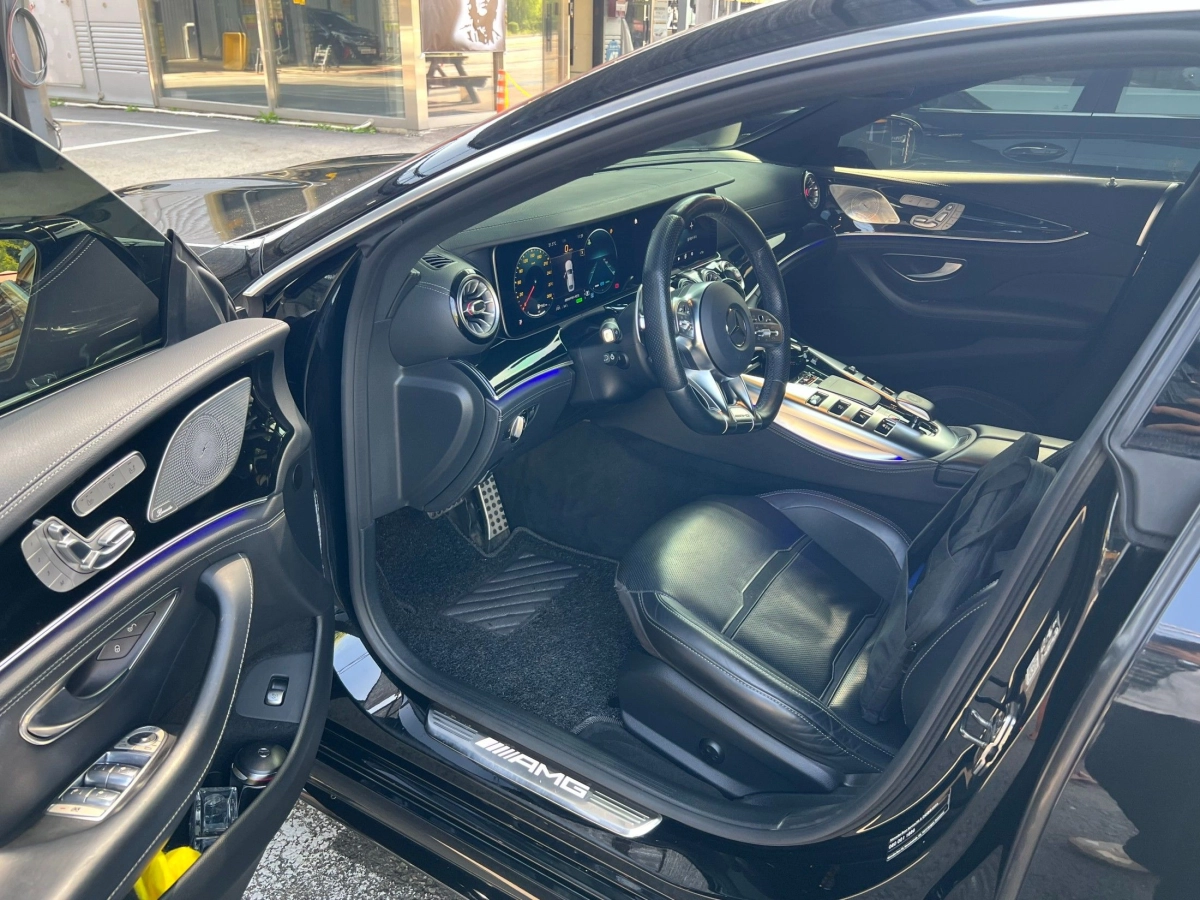 MERCEDES BENZ AMG GT