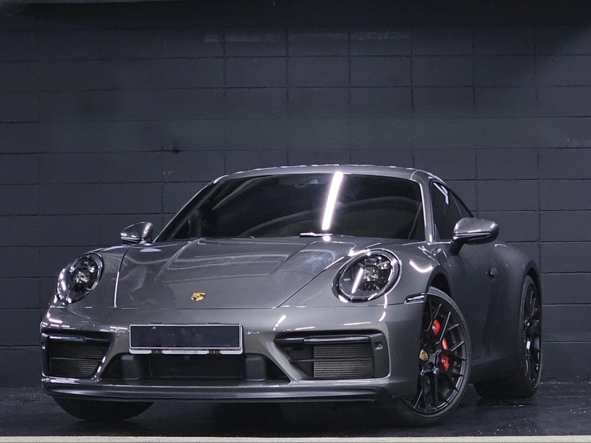 PORSCHE 911 992  2024