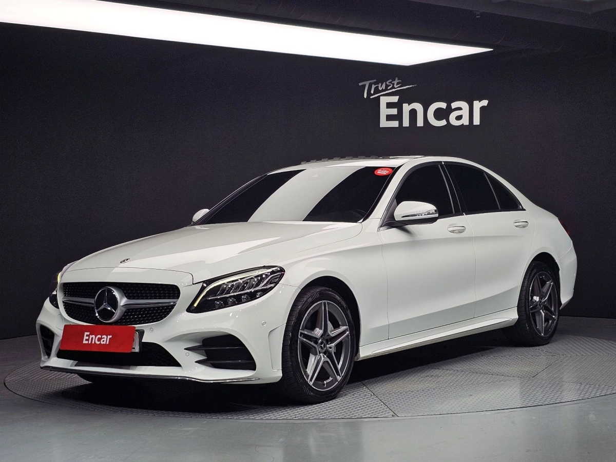 MERCEDES BENZ C-CLASS W205  2019