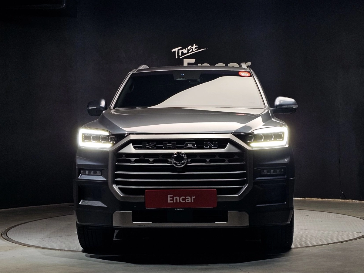 SSANGYONG REXTON SPORTS CAR