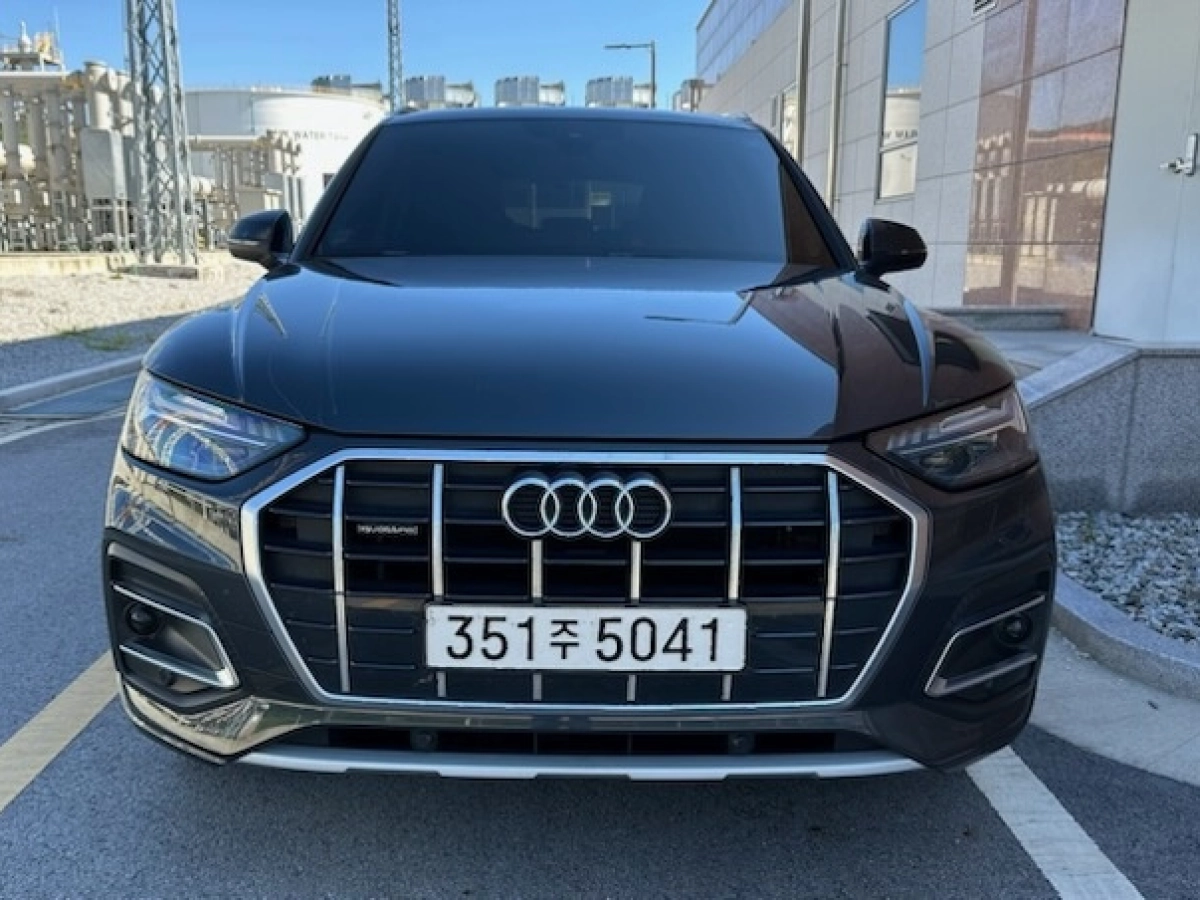 AUDI Q5 FY