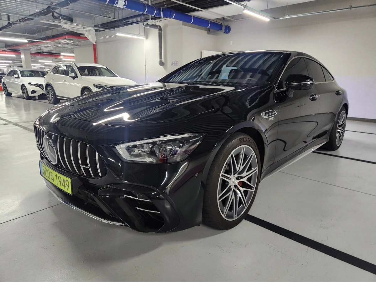 MERCEDES BENZ AMG GT