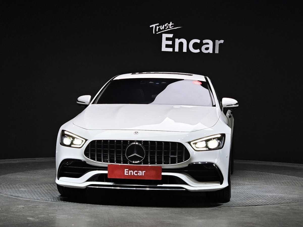 MERCEDES BENZ AMG GT