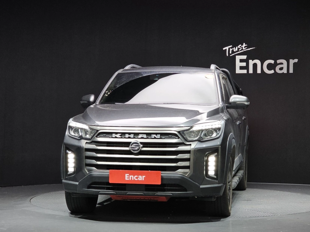 SSANGYONG REXTON SPORTS CAR